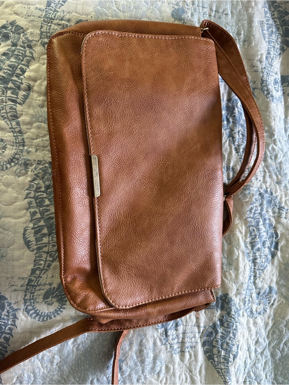 Thirty One Day by Day Crossbody Bag